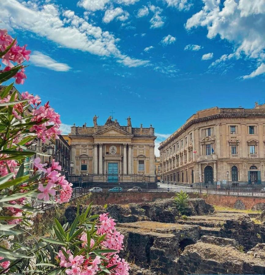 Central House Catania Historic Center מראה חיצוני תמונה