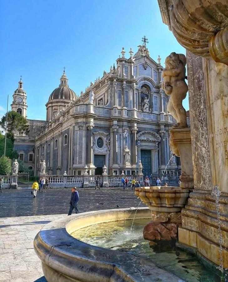 Central House Catania Historic Center מראה חיצוני תמונה