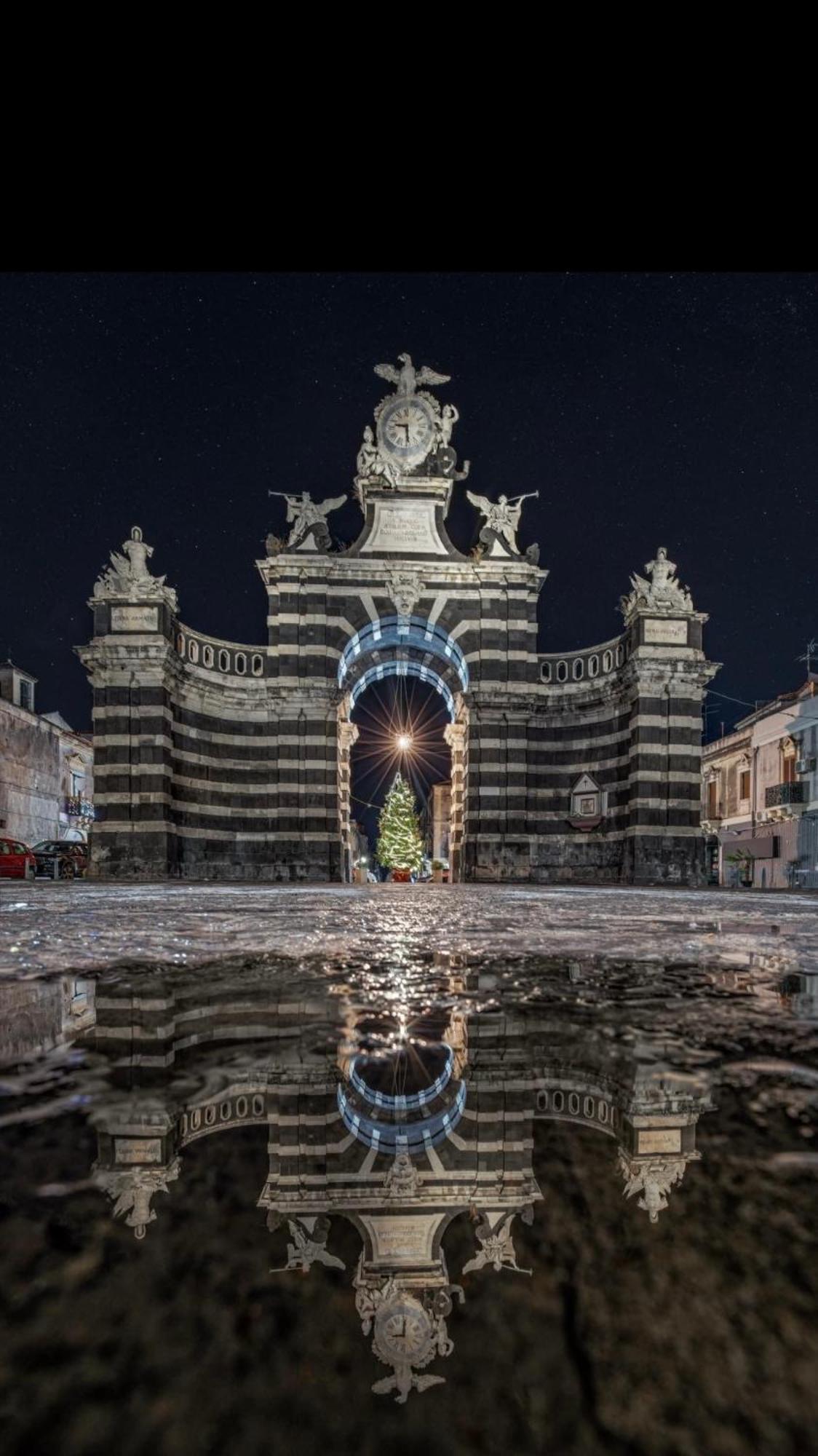 Central House Catania Historic Center מראה חיצוני תמונה